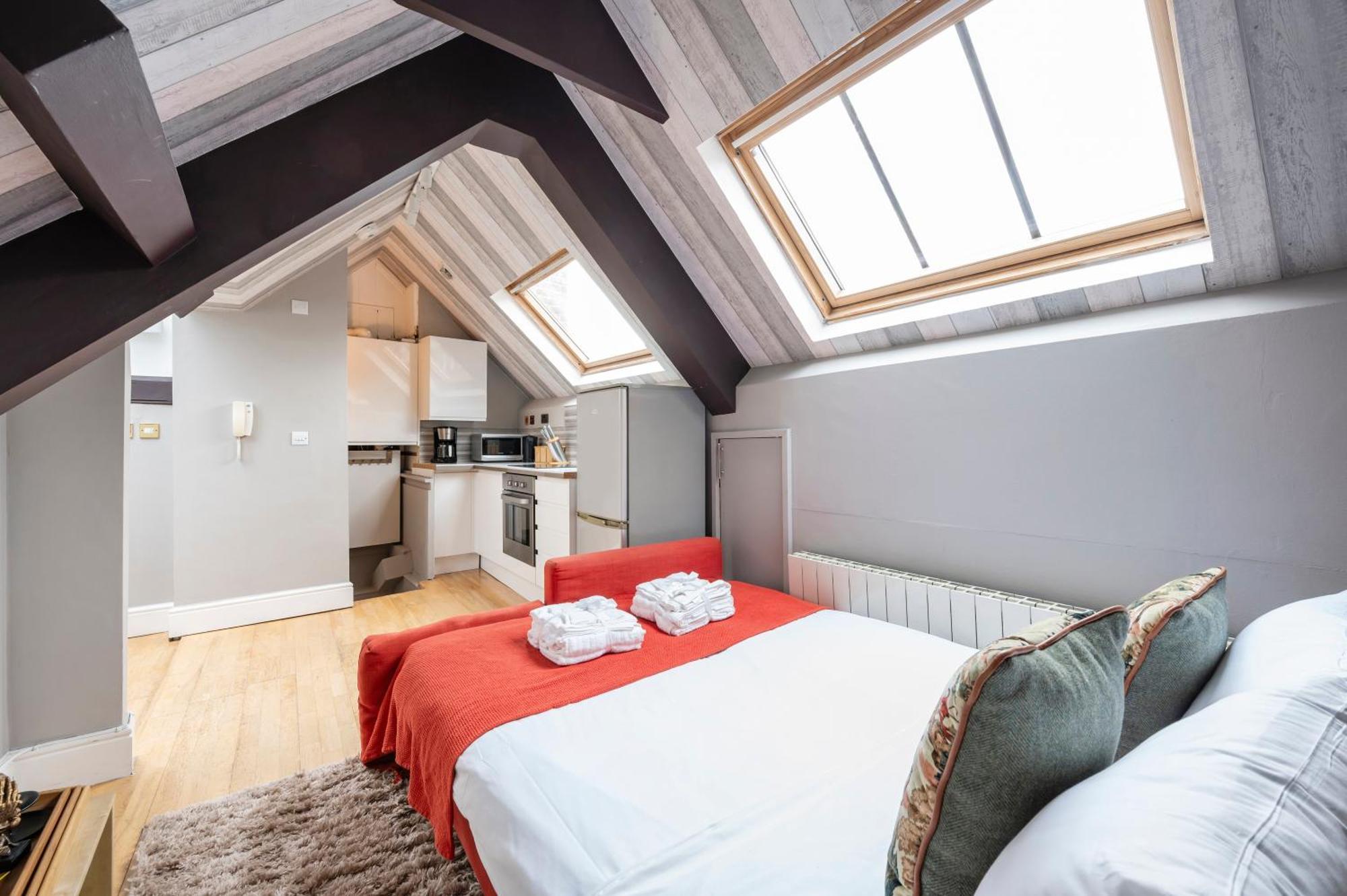 Sunny Loft In Center Of London Apartment Exterior photo